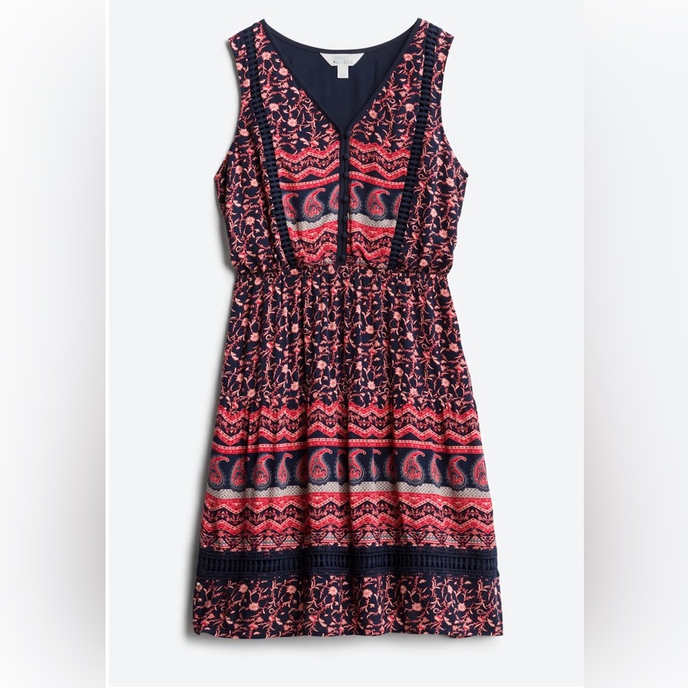 Market & Spruce Nev Button Detail Crochet Trim Dress 36.5"